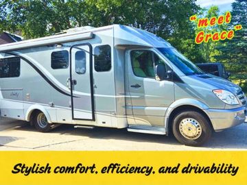 Meet "Grace" 2013 Leisure Travel Van Unity CB SMTX1829