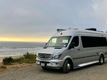 2019 Winnebago Era 70X