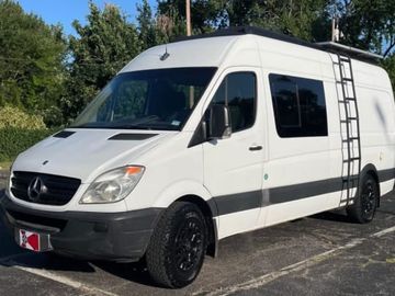 Off-grid campervan