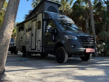 2025 Winnebago Ekko on Mercedes Chassis!