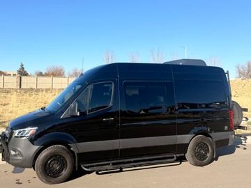 Sprinter Family Van