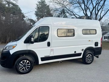 2025 Winnebago Solis "WanderBus"