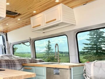 Huck the Adventure Van – Camp Easy. Dog Friendly!