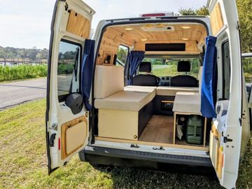 Efficient, easy, comfortable off-grid camper for two - Transit Connect
