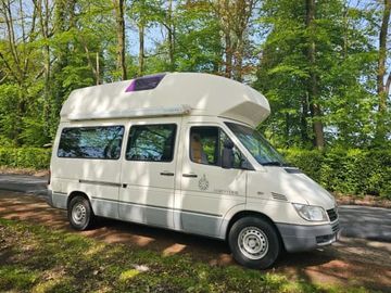 Mercedes Benz James Cook Westfalia superhightop