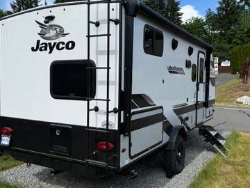 Comfort Cabin Jayco Jay feather micro Travel Trailer