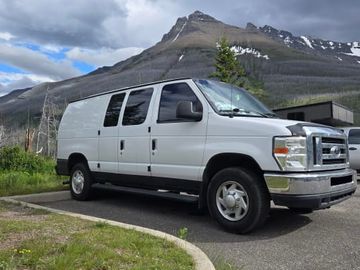 "Elizabeth" Ford E250, 2011