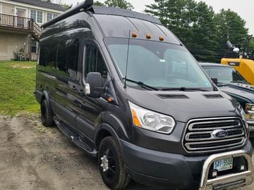 All the Comforts - The only thing missing is YOU! 2018 Coachman Crossfit22C