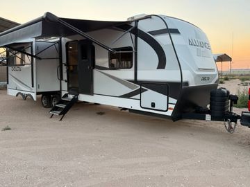 Alliance family RV