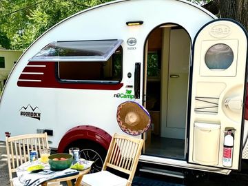 T@B 320 Boondock | Off-Road + AC + Shower + Solar + Generator