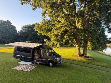 Airstream Camper Van Life - NEW