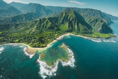 Aerial view of Kauai mountains and lake