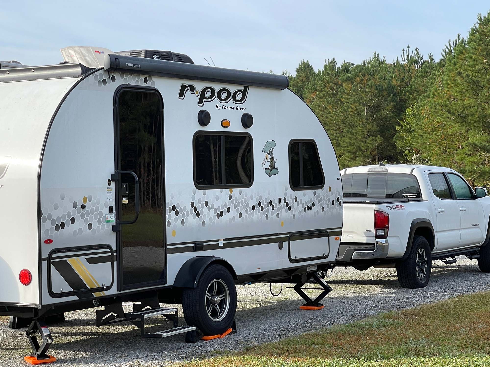 Are Campers and Travel Trailers the Same Thing?